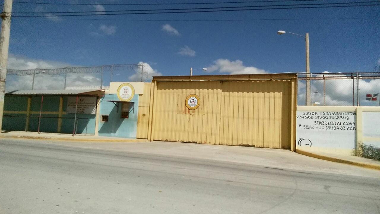 Denuncian maltratos a reclusos de la cárcel Cucama en La Romana