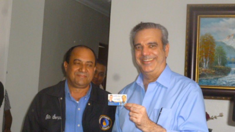 Abinader lamenta precaria situación económica en SPM