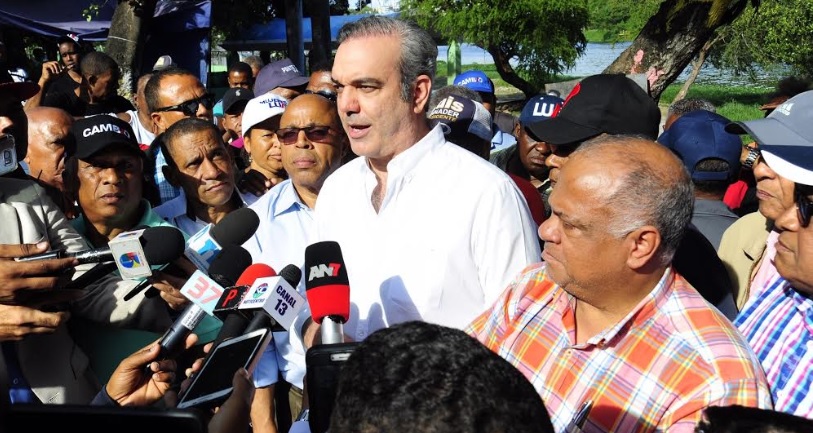 Abinader dice defenderá democracia de RD “en los tribunales o en las calles”