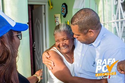 Rafa PC recorre barrio Sarmiento y encabeza bandereo en El 80