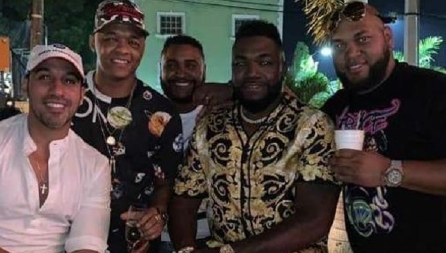David Ortiz Fuera de peligro tras ser baleado en bar.