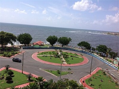 Autoridades cierran indefinidamente malecón de S.P.M. para evitar coronavirus.