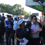 Alejandro Asmar entrega medicinas en San Pedro de Macorís