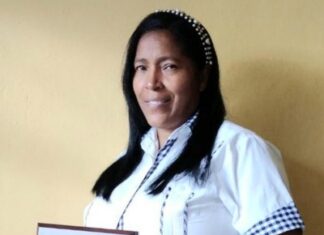 Reconocen labor de educadora en S.P.M.
