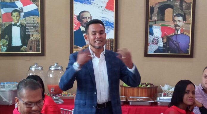 Director Regional 05 de Educación destaca avances en reparación de centros educativos