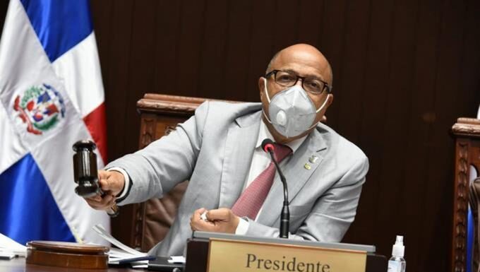 Alfredo Pacheco dice ”No brega más con Código Penal”