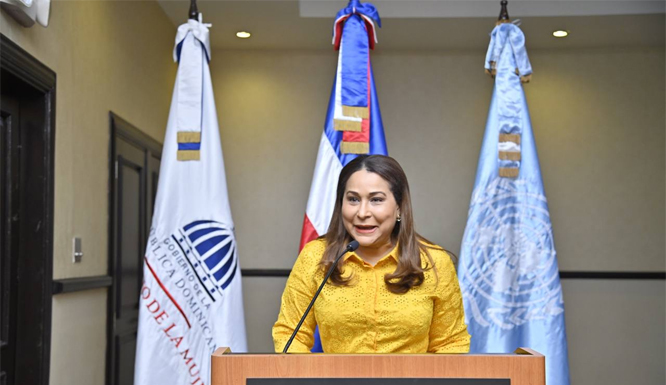 Ministerio de la Mujer realiza encuentro con mujeres de partidos políticos