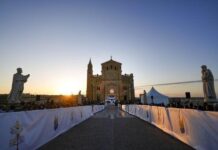 El papa Francisco pide el fin de la guerra y ayuda para refugiados