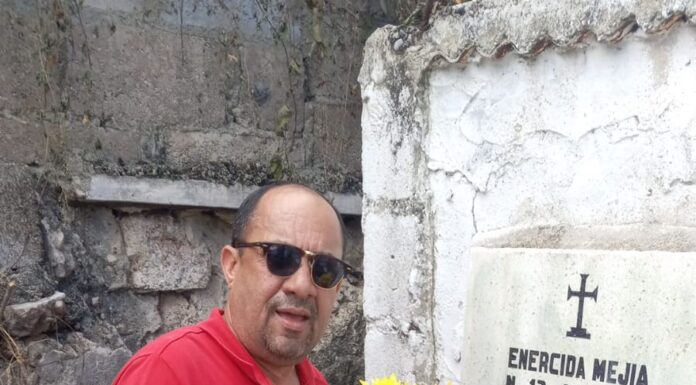 En el día de las madres, Ramón Gómez desde un rincón del mundo.