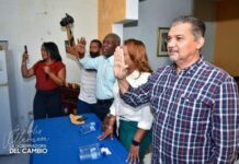 Victor Fernández es juramentado en el Partido Revolucionario Moderno en S.P.M.