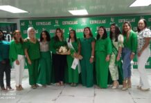 Estrellas Orientales realizan imposición de la banda a su nueva madrina
