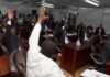 HAITI. SENADORES PIDEDEN UN NUEVO GOBIERNO DE TRANSICION.