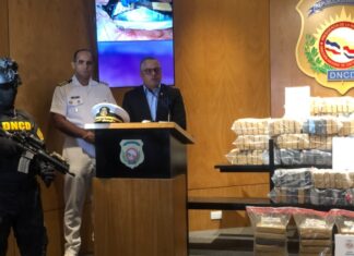 Confiscan otros 239 paquetes de supuesta cocaína en playa de Baní