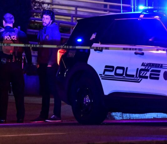 LOS ANGELES: Tiroteo deja al menos 9 muertos y siete heridos