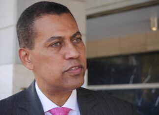 Guido insta a ministro abrir ojos a funcionarios en torno pobreza RD