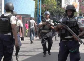 HAITÍ: Tres policías asesinados y uno herido por pandilla armada