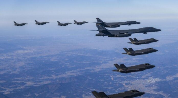 COREA: EEUU envía bombarderos estratégicos de capacidad nuclear