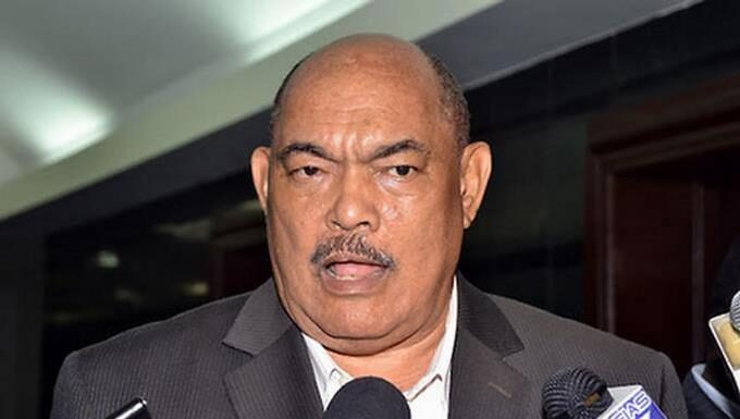 Alburquerque va con lema ‘Entren to’ tras candidatura PRM