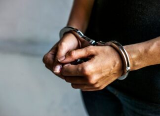 SPM: Capturan cubano 81 años acusado asesinato y lavado en EU.