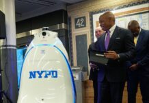 Un robot policía patrullará la estación de metro de Times Square