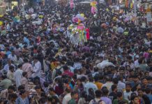 Se estima que el planeta ha superado los 8.000 millones de habitantes