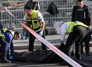 JERUSALEN: Hamas se atribuye tiroteo dejó 3 muertos y 6 heridos