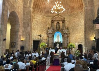 Feligreses despiden con pesar a Fray Máximo Rodríguez