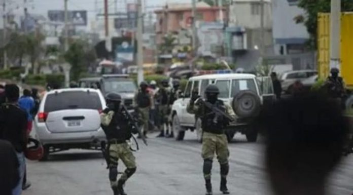 Ocho muertos tras ataque de pandillas a comuna de Haití