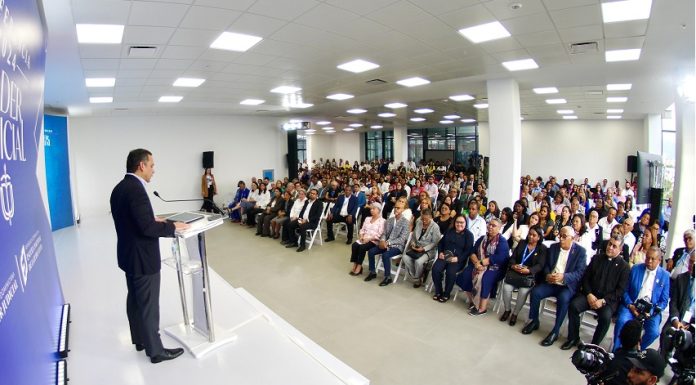 Acuerdan erradicar la «mora» y fortalecer la justicia dominicana