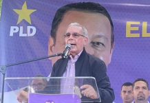 Danilo pide destruir carpas del PRM frente a colegios electorales