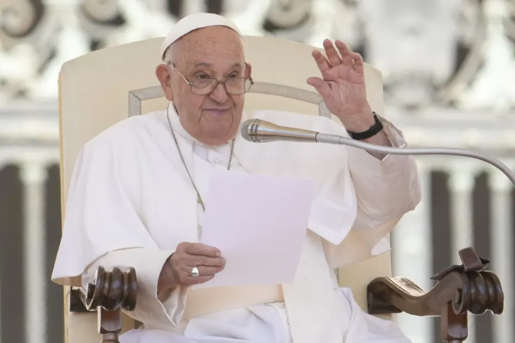 El papa denuncia que el hombre ha esclavizado a la naturaleza