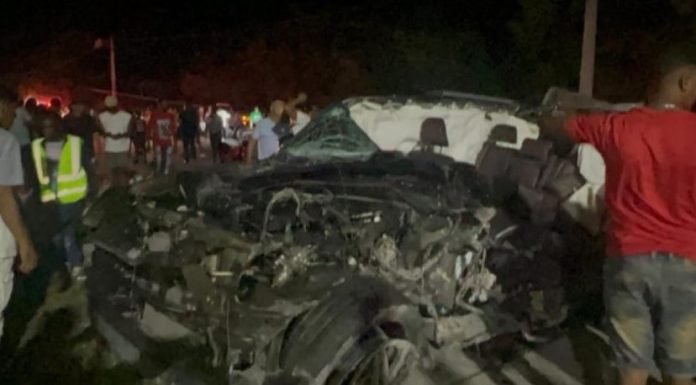 BARAHONA: Accidente deja tres muetos y siete con heridas graves