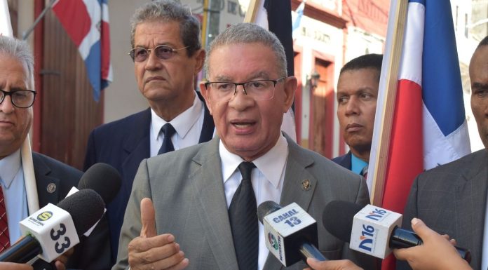 Afirman hay sobrepoblación de haitianos en escuelas de la RD