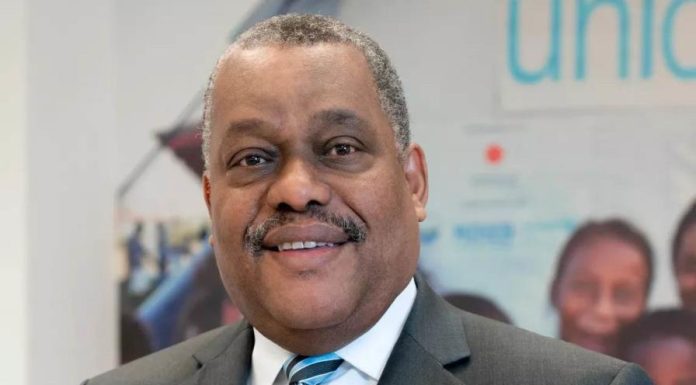 El primer ministro de Haití promete celebrar elecciones en noviembre de 2025