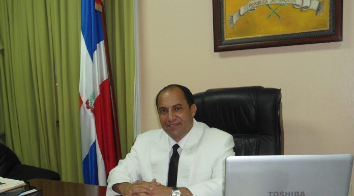 SAN PEDRO DE MACORIS. SE CAE A PEDAZOS. ANTE LA INDIFERENCIA DE LAS AUTORIDADES.