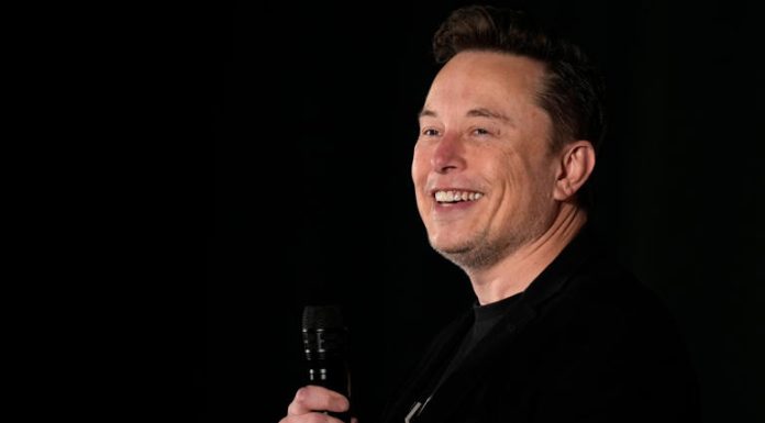 ELON MUSK. DICE EL MAYOR PROBLEMA ES LAS BAJAS TASAS DE LA NATALIDAD