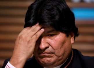 BOLIVIA: Un juez ordena arresto del expresidente Evo Morales
