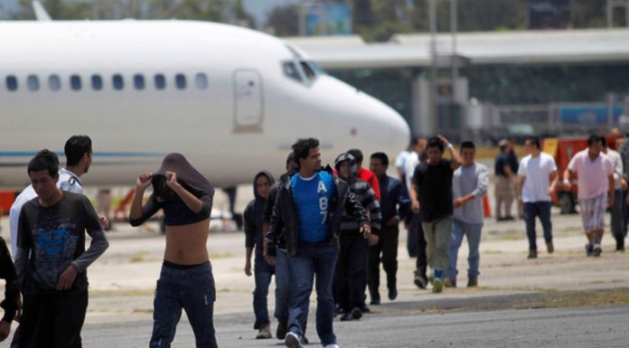 Dicen México rechazó vuelo de deportación de Estados Unidos