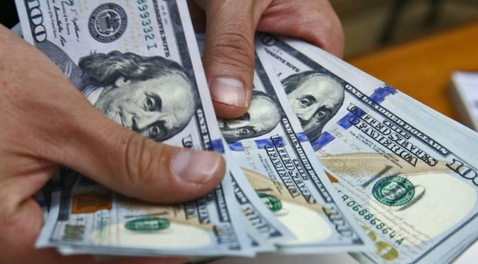 Dólar sigue en alza en RD; este lunes se cotizaba a RD$63.37