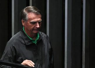 BRASIL: Corte impone grillete a Bolsonaro; le prohíbe uso redes