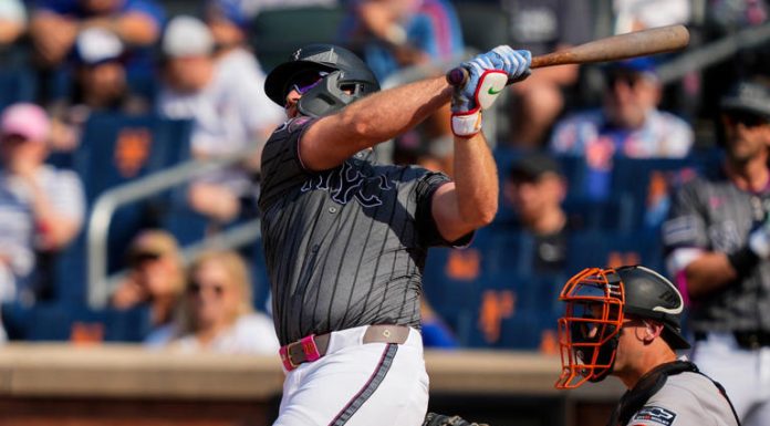 Alonso conecta su jonrón 250 en victoria 12-6 Mets sobre Giants