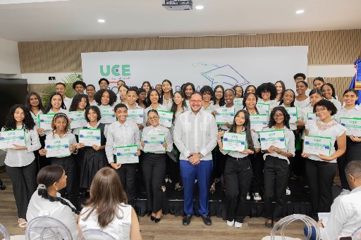 Grupo con el rector