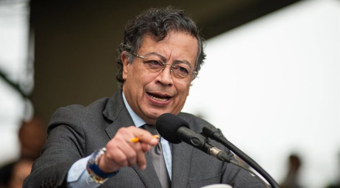 COLOMBIA: Petro condena decisión sobre salario mínimo