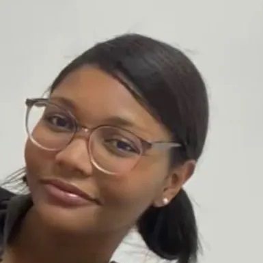 INACIF estudia qué sustancia tomo joven estudiante fallecida en S.P.M.