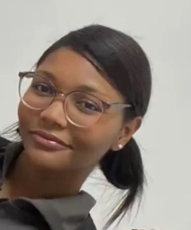 INACIF estudia qué sustancia tomo joven estudiante fallecida en S.P.M.