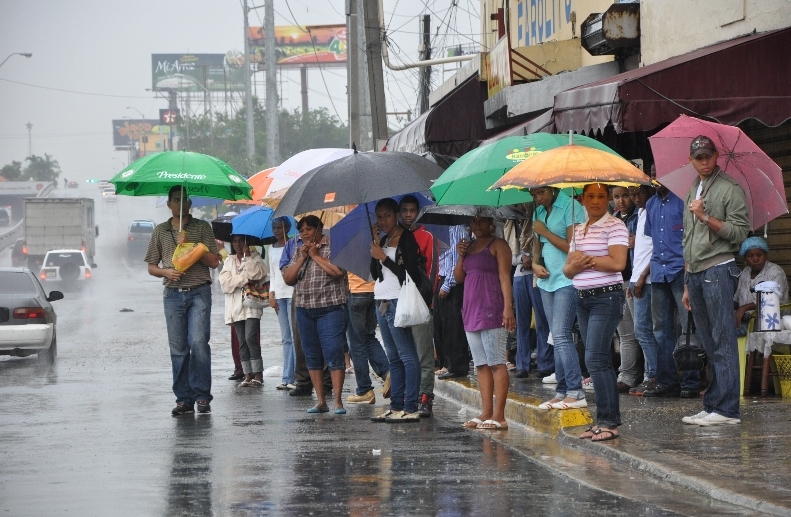 Fuertes aguaceros este sábado en provincias RD por vaguada imagen
