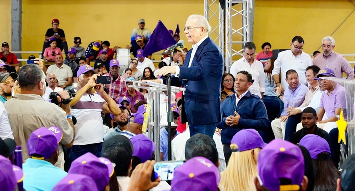 Danilo acusa al Gobierno de abandonar a productores arroz imagen